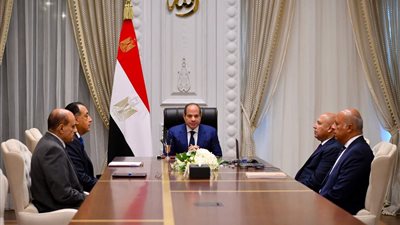 يمتد من أكتوبر للمهندسين.. كامل الوزير يعلن موعد تشغيل مشروع مونوريل غرب النيل