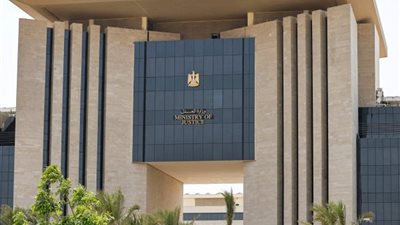 وزارة العدل تشدد الإجراءات الأمنية بالمحاكم بعد واقعة «القاضي المزيف»