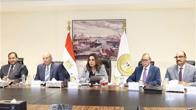 التنمية المحلية والبيئة: إجراء المقابلات الشخصية لـ425 متقدماً لشغل 119 وظيفة قيادية بالمحافظات