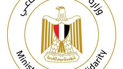 التضامن تصرف التعويضات لأسر ضحايا حادث تصادم سيارتي نقل عمال بالإسماعيلية