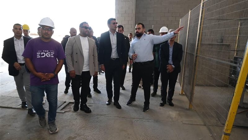 وزير الصناعة من العلمين