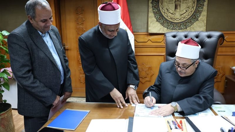 الشيخ أيمن عبد الغني،