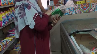 حملة بيطرية على محال اللحوم والمجمدات بأخميم لضبط الأسواق وحماية المستهلك