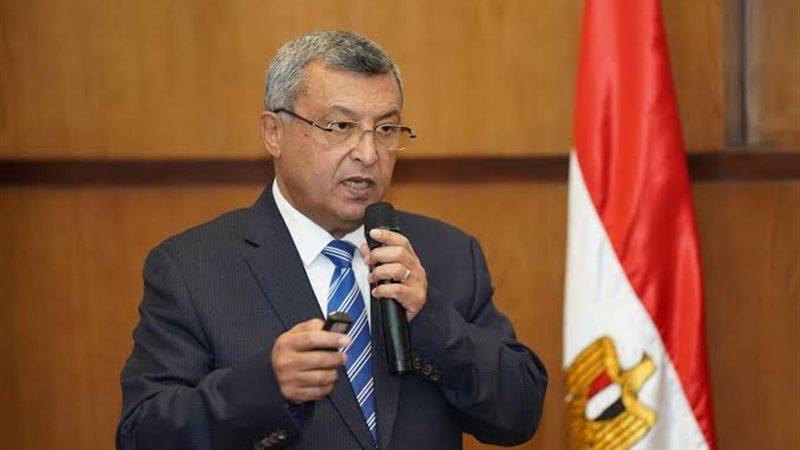 وزير البترول الأسبق