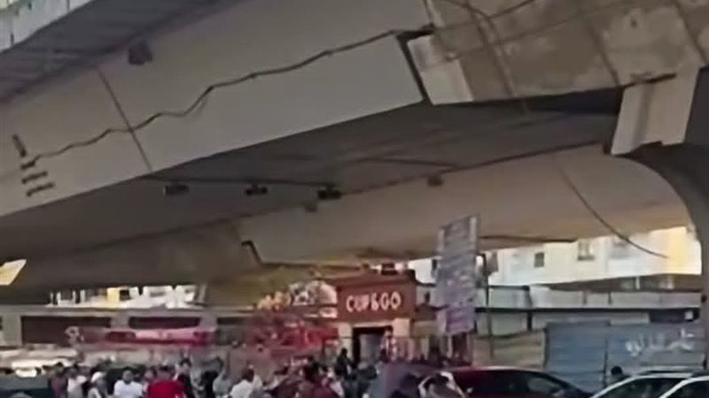  سقوط جزء معدني من كوبري المريوطية بالجيزة
