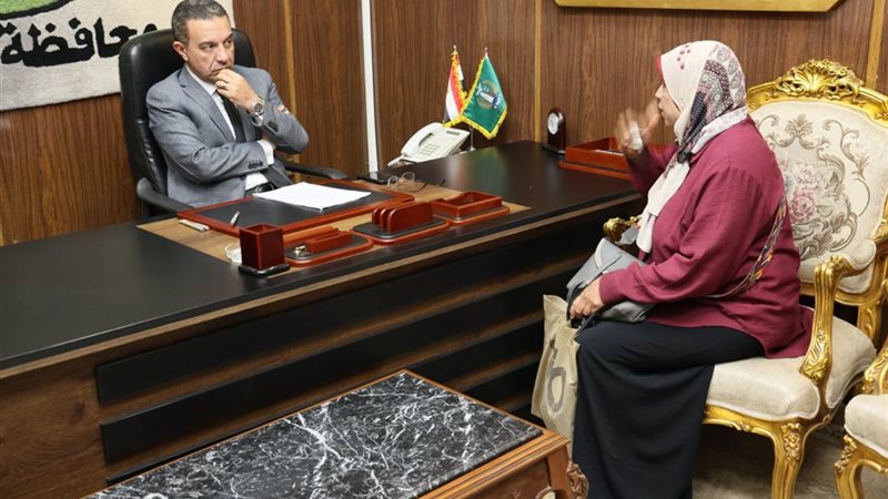 اثناء اللقاء