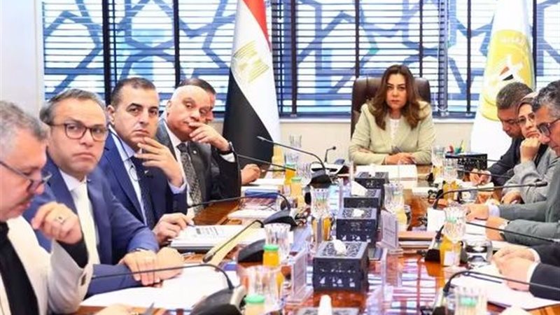 دكتورة منال عوض أثناء