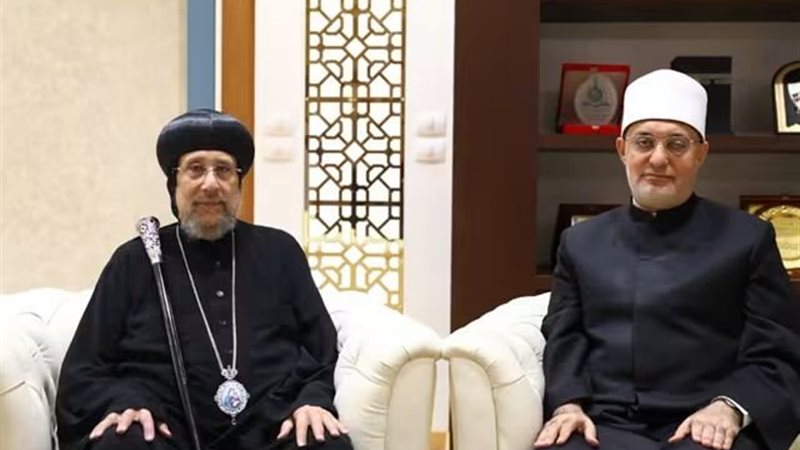 الانبا ارميا يزور