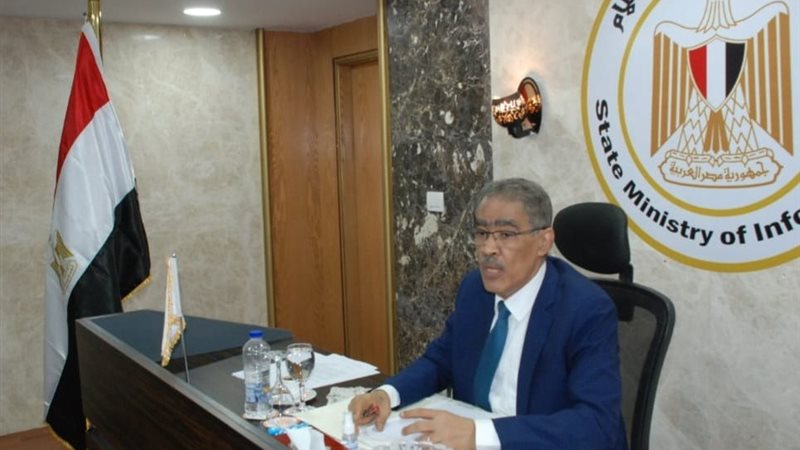 الكاتب الصحفي ضياء