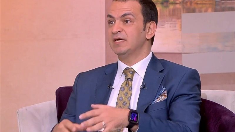 الدكتور حاتم سليمان، استشاري طب الحالات الحرجة للقلب بلندن