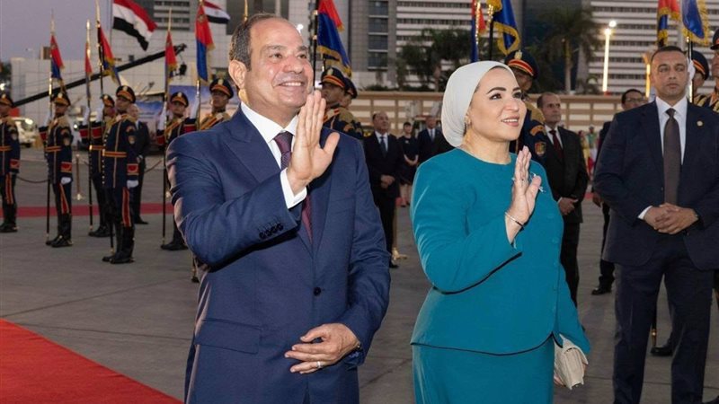 الرئيس عبد الفتاح السيسي والسيدة انتصار السيسي