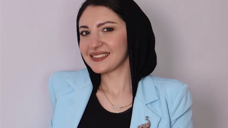إنجي بدوى الباحثة